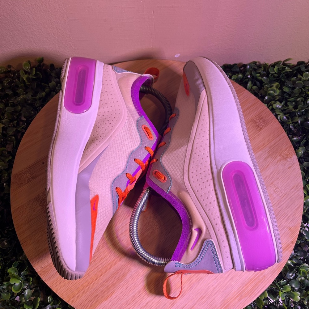 🔥 NIKE AIR MAX DIA SE BEIGE ORANGE PURPLE WOMENS RUNNING SHOES SZ 7 AR7410-100 - Picture 6 of 9